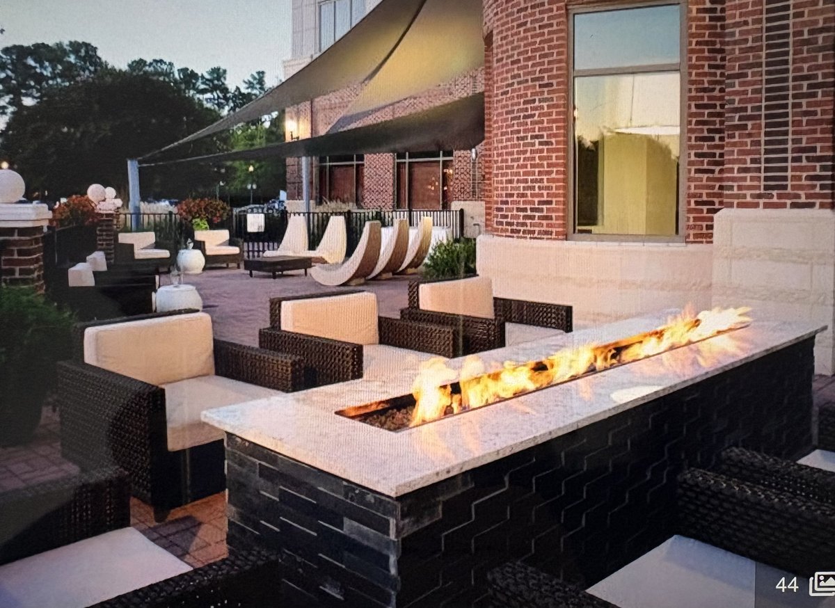 Marriott Newport News City Center exterior